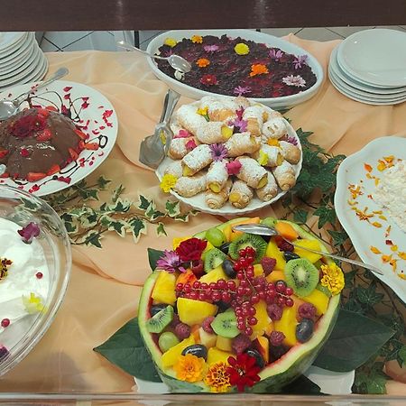 Hotel Morfeo - Young People Hotels (Adults Only) Rimini Luaran gambar