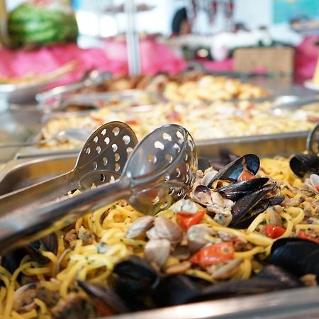 Hotel Morfeo - Young People Hotels (Adults Only) Rimini Luaran gambar