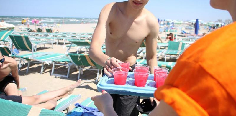 Hotel Morfeo - Young People Hotels (Adults Only) Rimini Luaran gambar