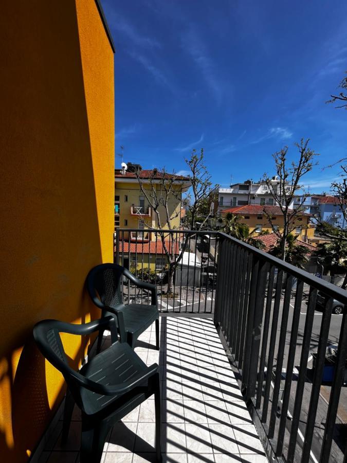 Hotel Morfeo - Young People Hotels (Adults Only) Rimini Luaran gambar